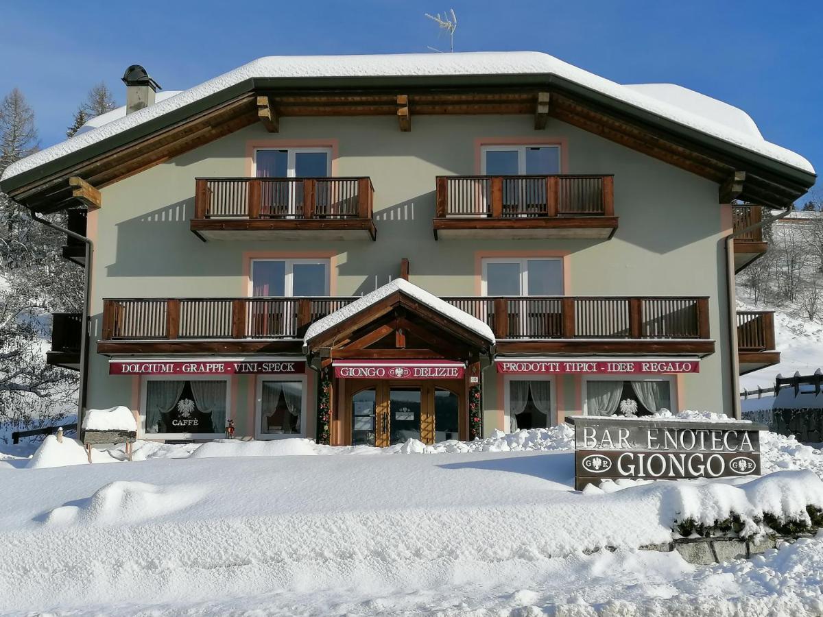 Giongo Residence - Appartamenti Лавароне Екстериор снимка